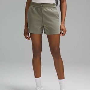 Softstreme High-Rise Short 4” (Army Green color)